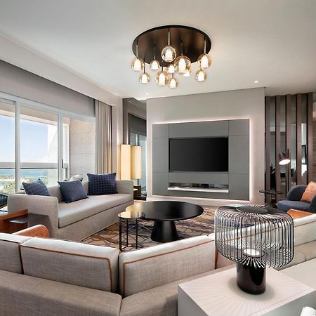 Sheraton Jeddah Hotel - Saudi Brothers Commercial Company Branch מראה חיצוני תמונה A suite at the hotel