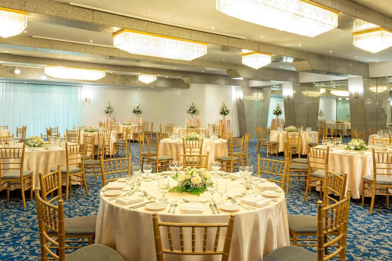 Sheraton Jeddah Hotel - Saudi Brothers Commercial Company Branch מראה חיצוני תמונה The ballroom