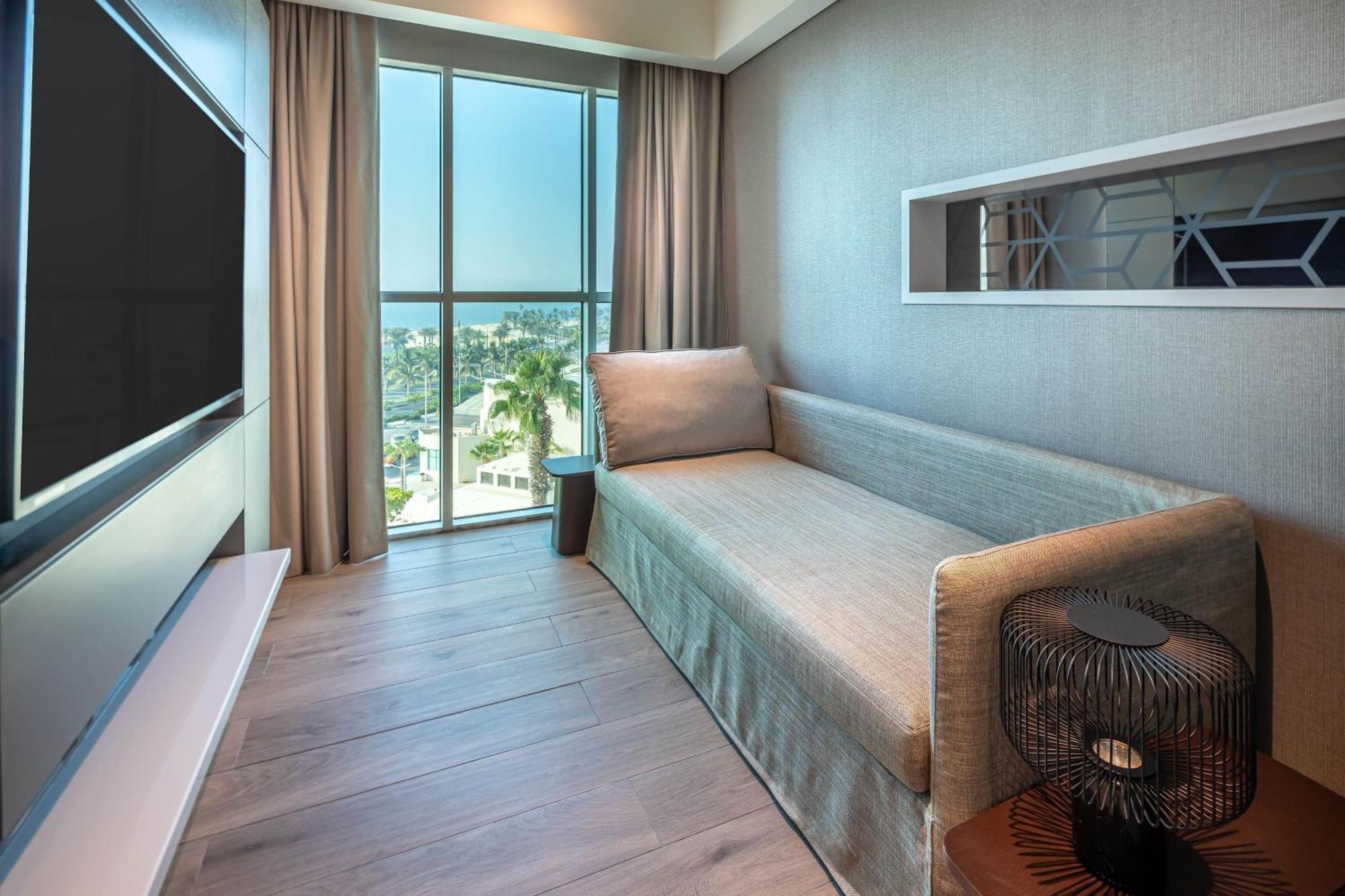 Sheraton Jeddah Hotel - Saudi Brothers Commercial Company Branch מראה חיצוני תמונה A room at the hotel